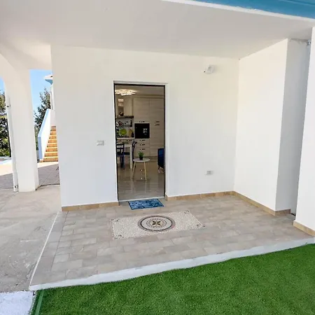 Horizon Apartment *